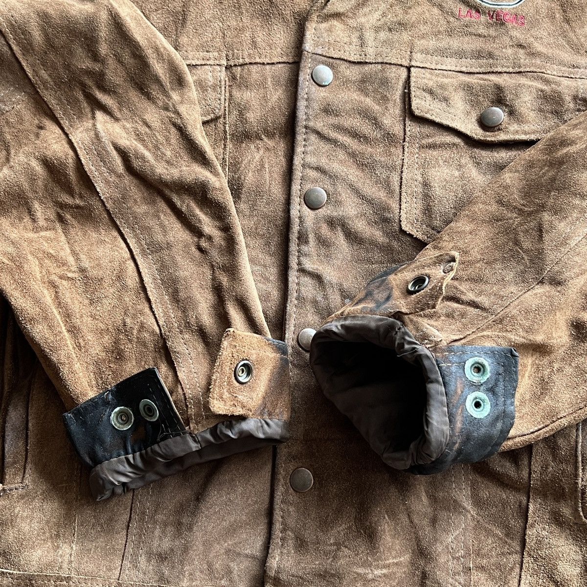Hard Rock Cafe Vintage Hard Rock Hotel Las Vegas Suede Leather Jacket Size US L / EU 52-54 / 3 - 12 Thumbnail