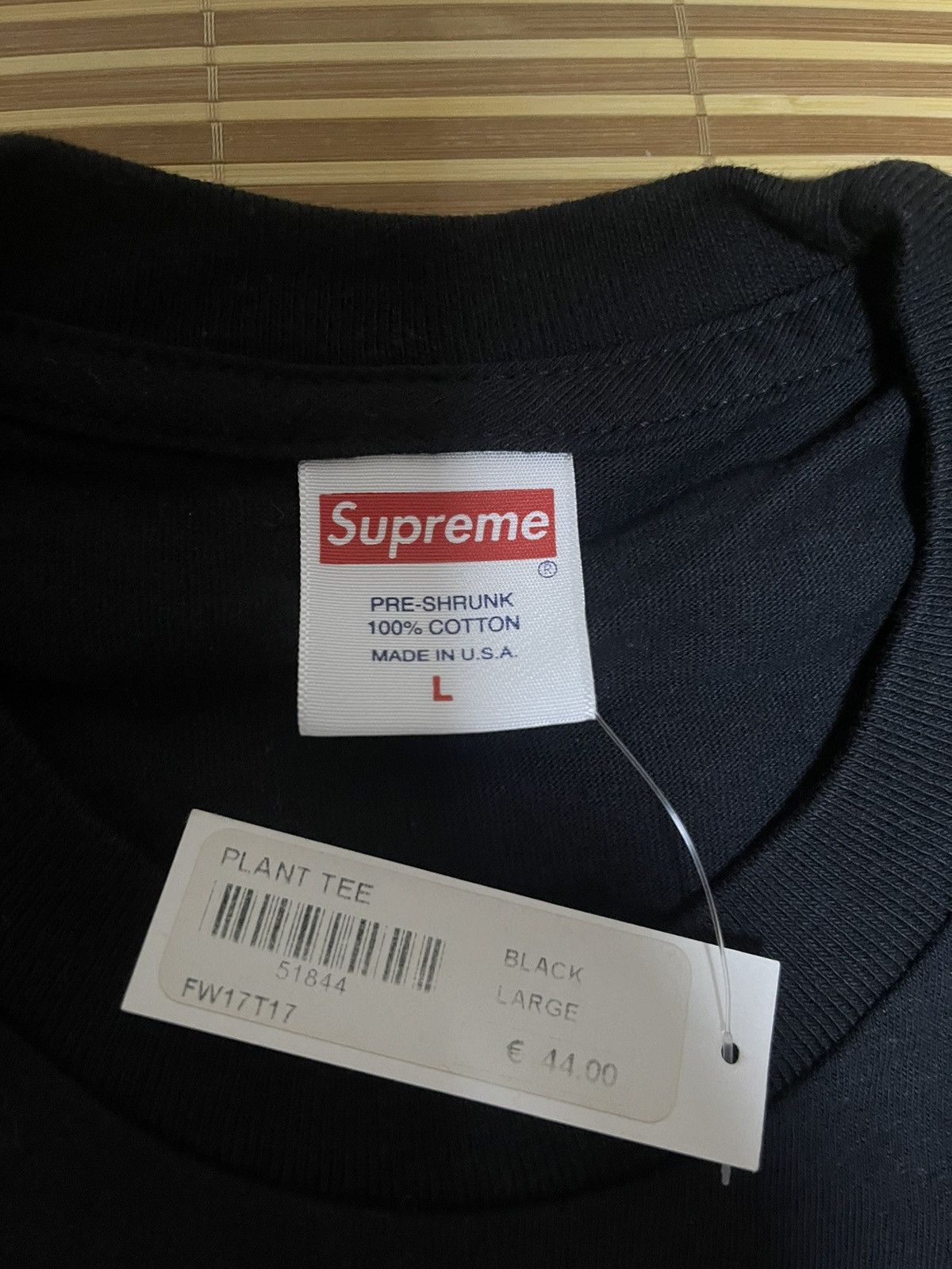 Supreme Supreme plant tee black new dswt Size US L / EU 52-54 / 3 - 3 Thumbnail