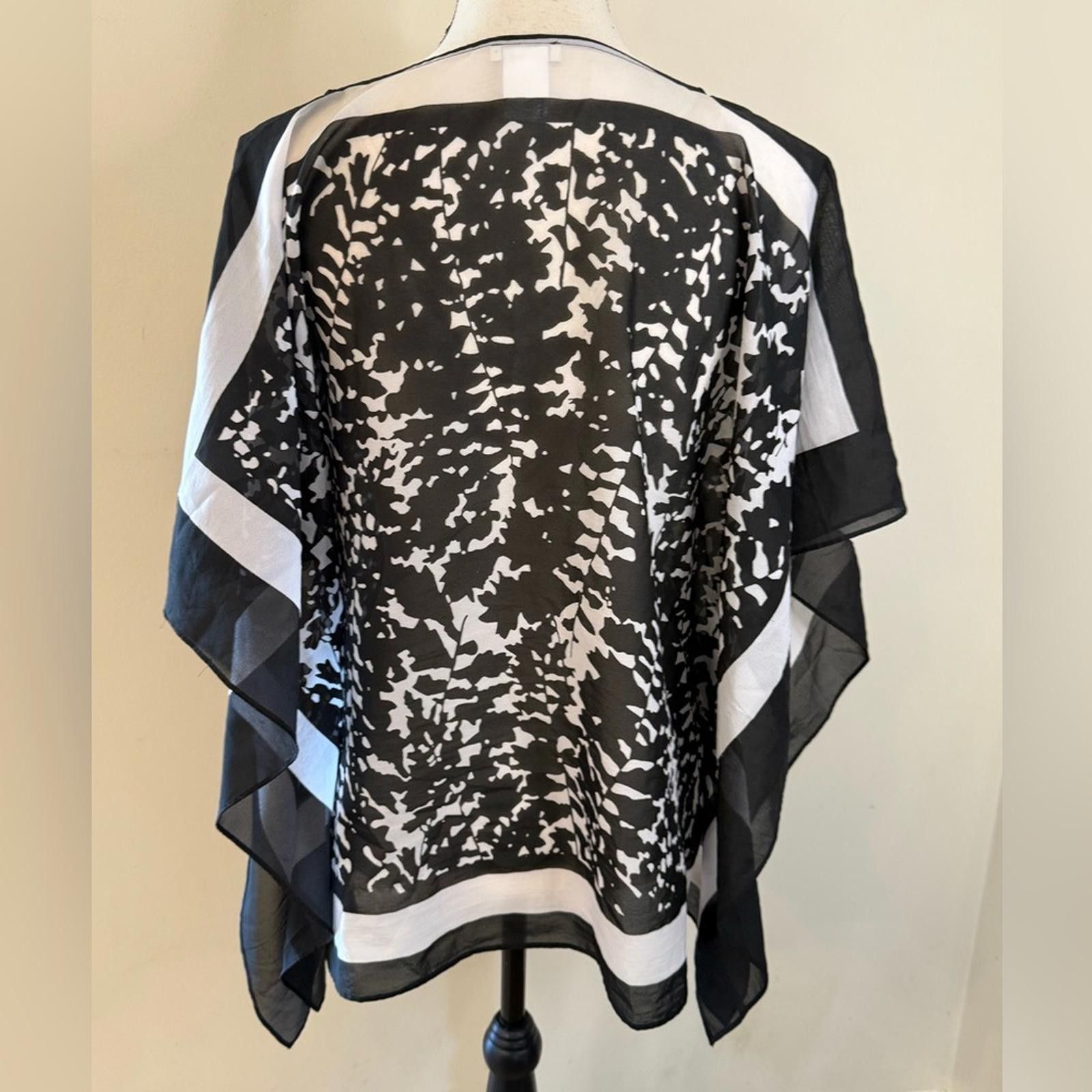 Other Talbots handkerchief semi sheer black white top SZ S/M Size M / US 6-8 / IT 42-44 - 3 Thumbnail