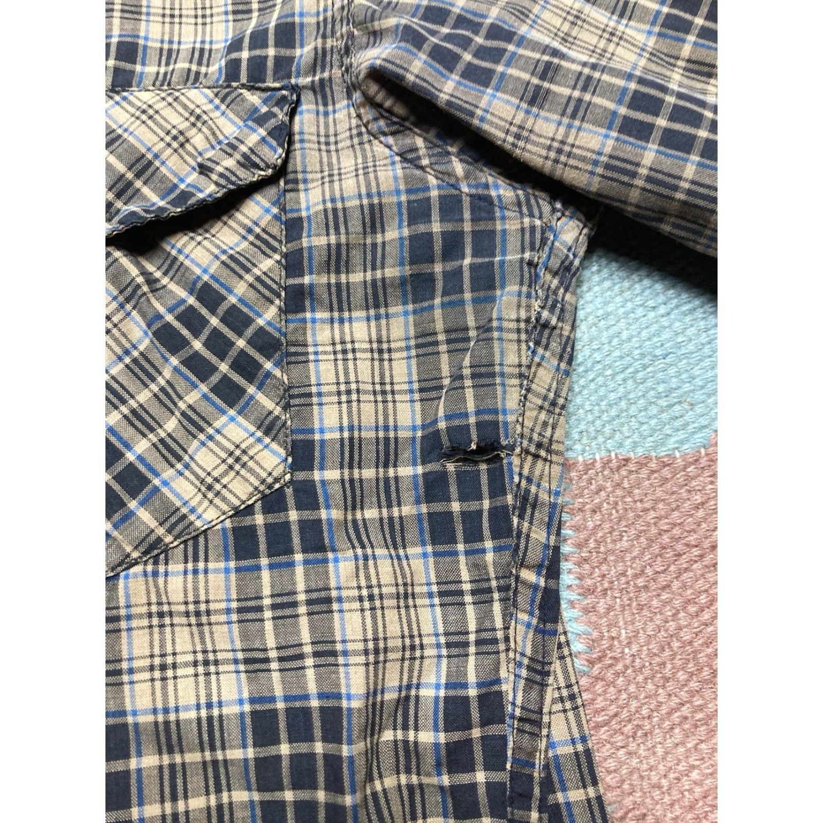 Wrangler VINTAGE Wrangler Pearl snap shirt plaid blue bell western distressed Small Mens Shirt Size US S / EU 44-46 / 1 - 3 Thumbnail