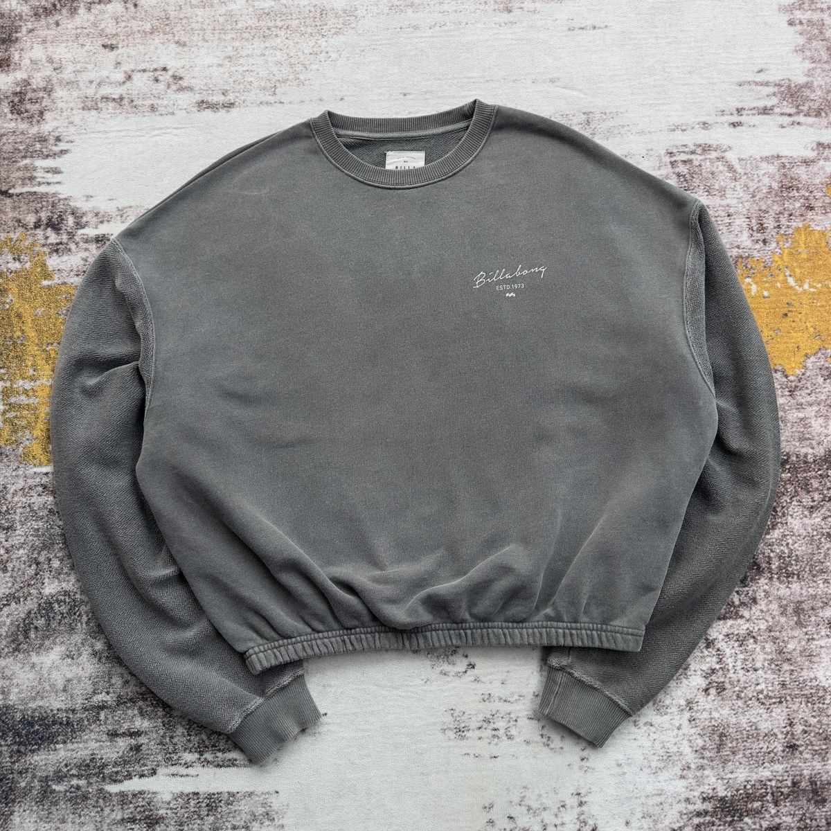 BILLABONG VINTAGE GREY CROPPED SWEATSHIRT