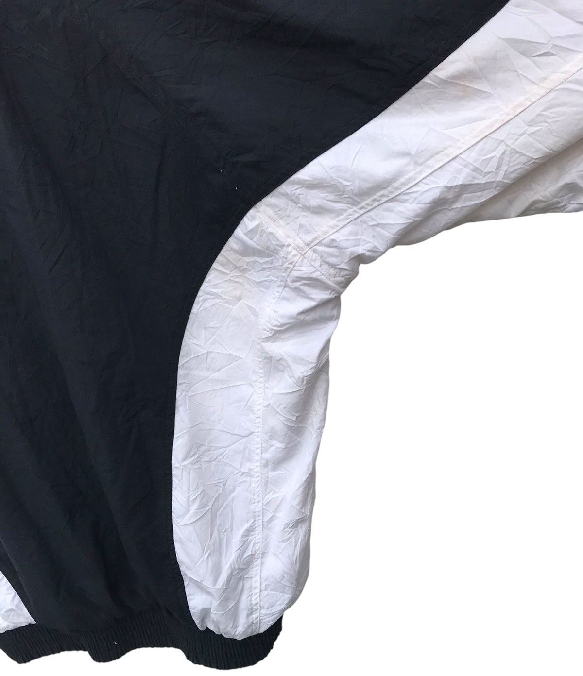 Nike Vintage 90s Nike Swoosh Colourblock Big Logo Windbreaker Size US XL / EU 56 / 4 - 23 Thumbnail