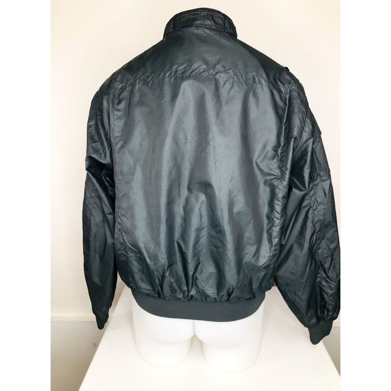 Vintage VINTAGE EAA WARBIRDS of AMERICA / KEEP EM FLYING USAF Bomber Jacket Md M Green Mens Size US M / EU 48-50 / 2 - 6 Thumbnail