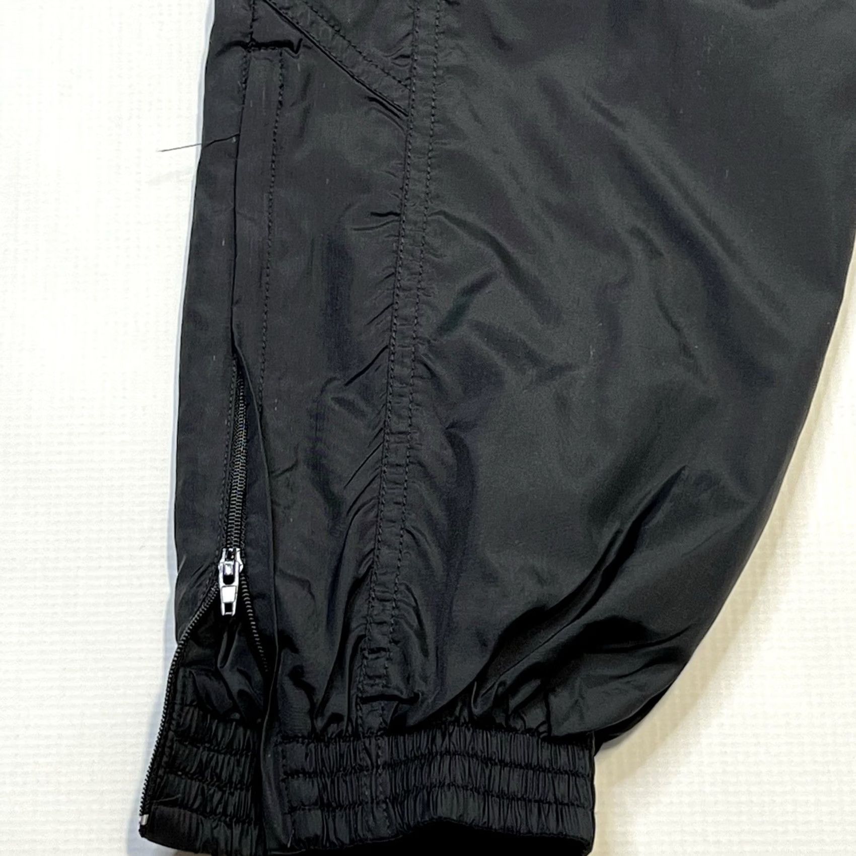 Nike VINTAGE Nike Jogger Track Pants Womens S Black Lined Windbreaker Zip Ankle Size 28" / US 6 / IT 42 - 4 Thumbnail