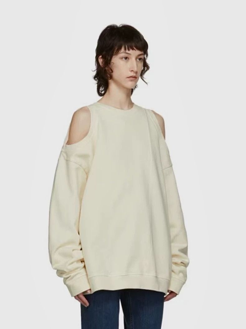 Maison Margiela Maison Margiela Deconstructed sweatshirt with off-shoulder Size S / US 4 / IT 40 - 7 Thumbnail
