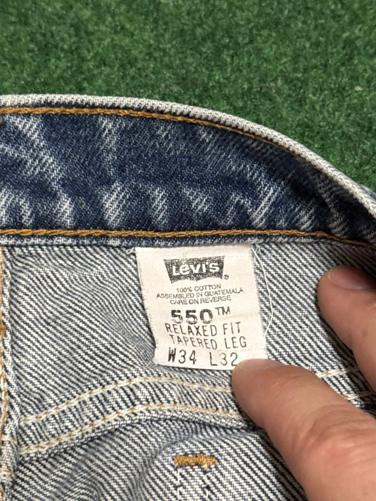 Levi's Vintage Clothing Levis 550 Relaxed Orange Tab Perfect Wash 34x32 90s Jeans Size US 34 / EU 50 - 4 Thumbnail