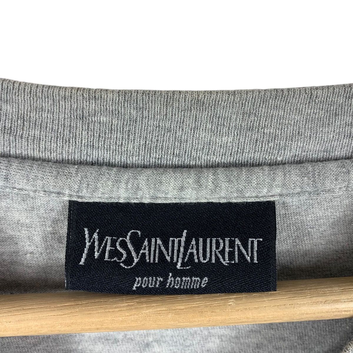 Designer × Yves Saint Laurent Vintage YVES SAINT LAURENT big logo printed tee Size US L / EU 52-54 / 3 - 3 Thumbnail