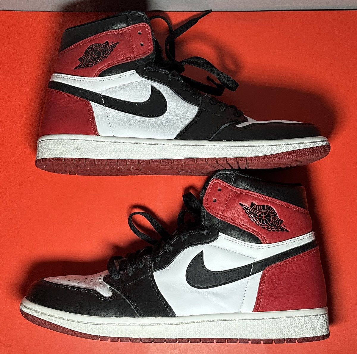 Jordan Brand Size 11 - Jordan 1 Retro High OG Black Toe 2016 Size US 11 / EU 44 - 2 Thumbnail
