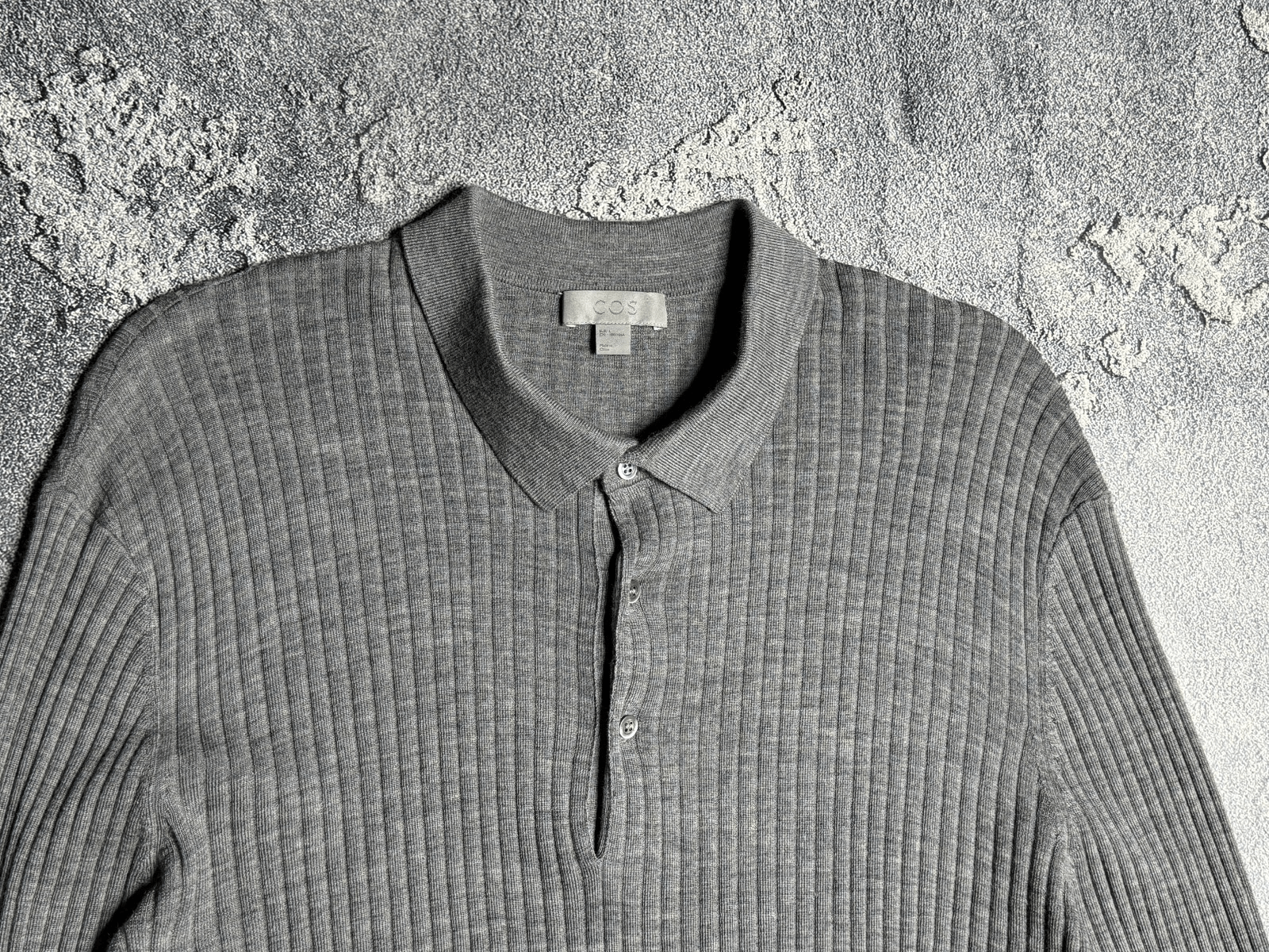 Cos COS men's wool sweater L Size US L / EU 52-54 / 3 - 2 Thumbnail