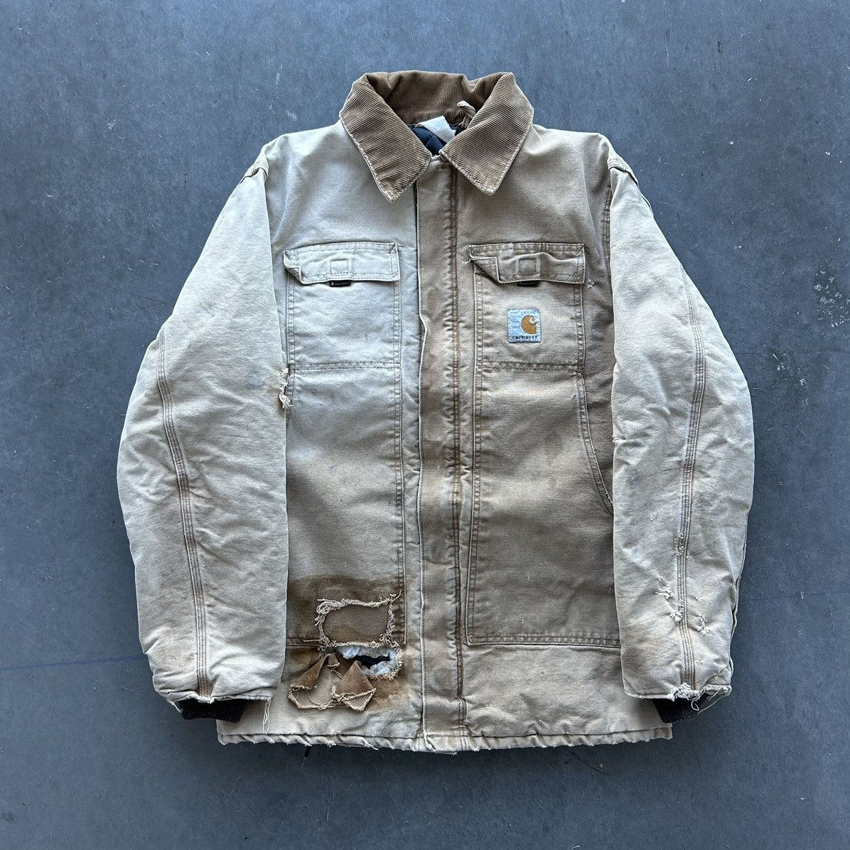 Carhartt × Vintage Crazy Vintage 80s Thrashed Carhartt Chore Barn Coat Grunge Size US XL / EU 56 / 4 - 1 Thumbnail