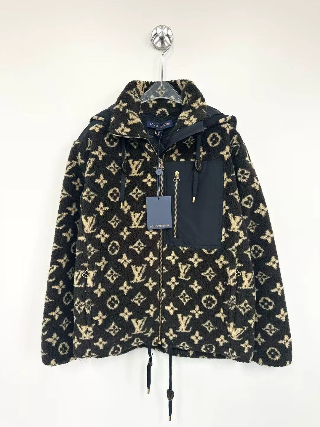 Louis Vuitton louis vuitton teddy logo hooded jacket Size M / US 6-8 / IT 42-44 - 1 Thumbnail