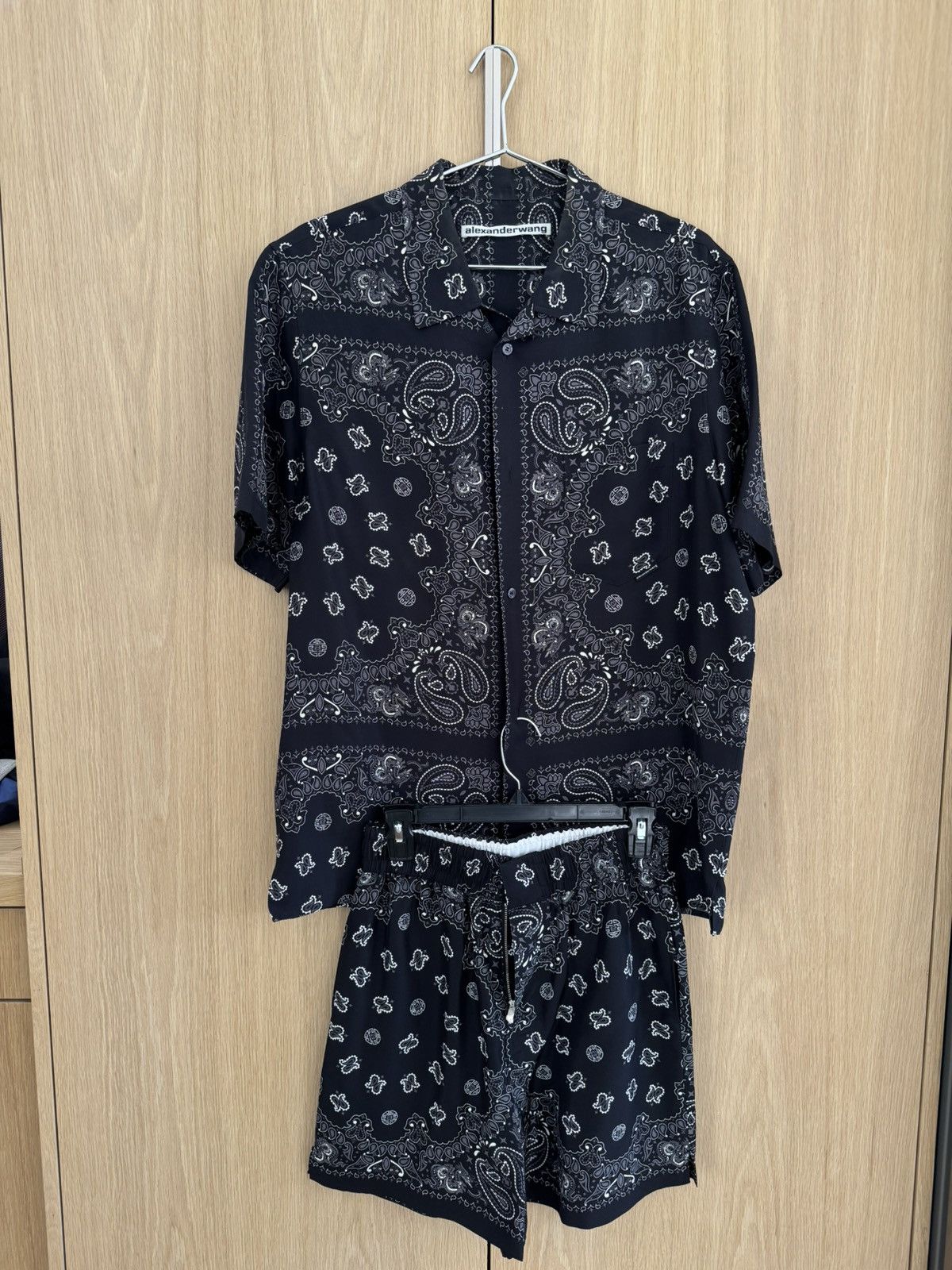 Alexander Wang Alexander Wang - Bandana Silk Shirt & Shorts Size US M / EU 48-50 / 2 - 1 Thumbnail