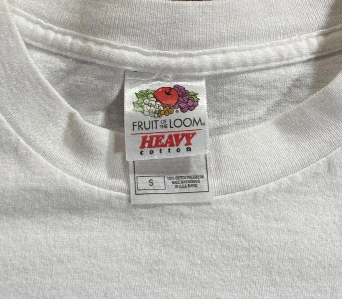 Fruit Of The Loom Vintage Aaliyah Memorial T Shirt (Size S) Size US S / EU 44-46 / 1 - 2 Thumbnail