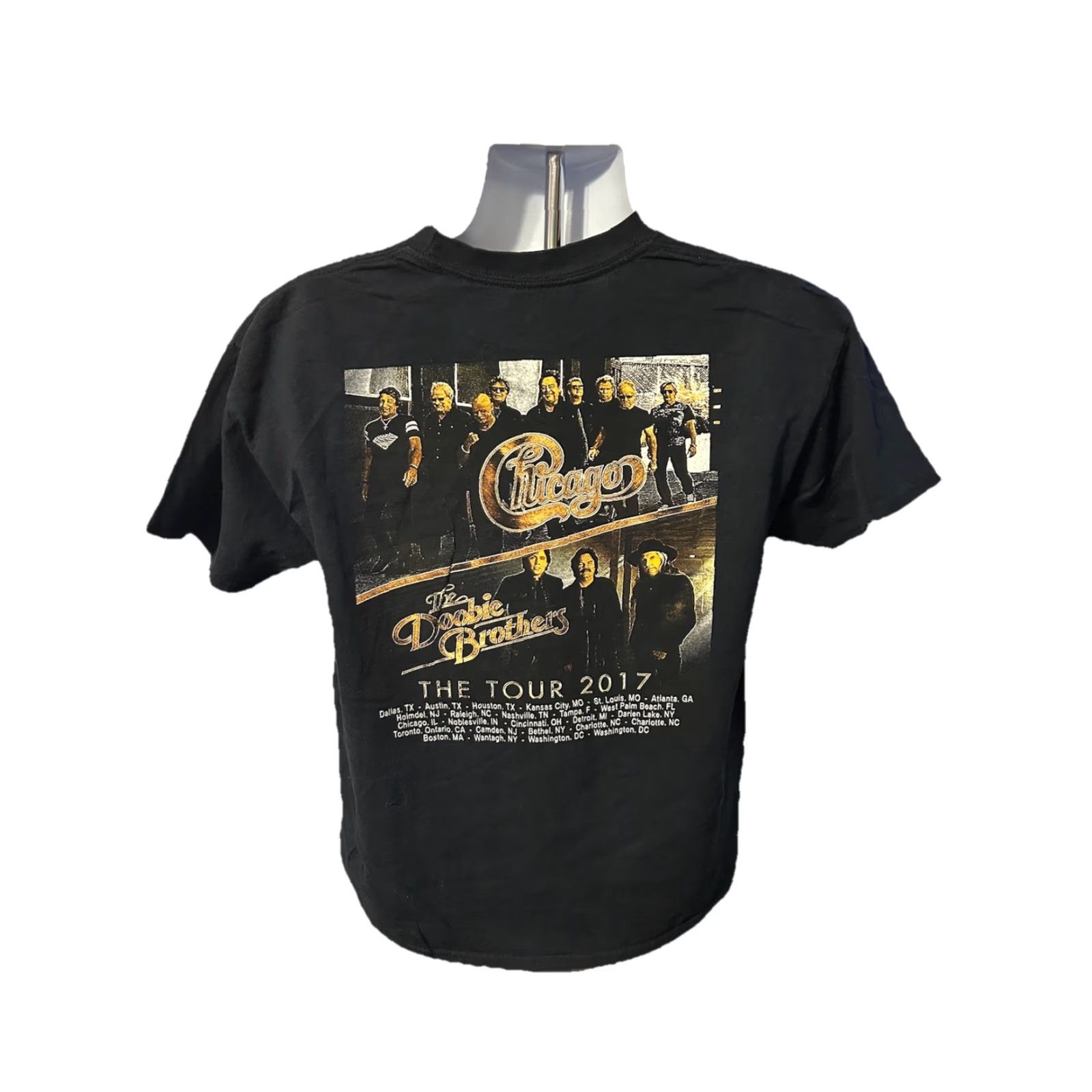 Gildan Chicago & The Dobie Brothers Tour 2017 Shirt Men Large Double Sided Black Crew Neck Short Sleeve T-Shirt Gildan Heavy Cotton Logo Rock Music Fans Mens Size US L / EU 52-54 / 3 - 2 Thumbnail