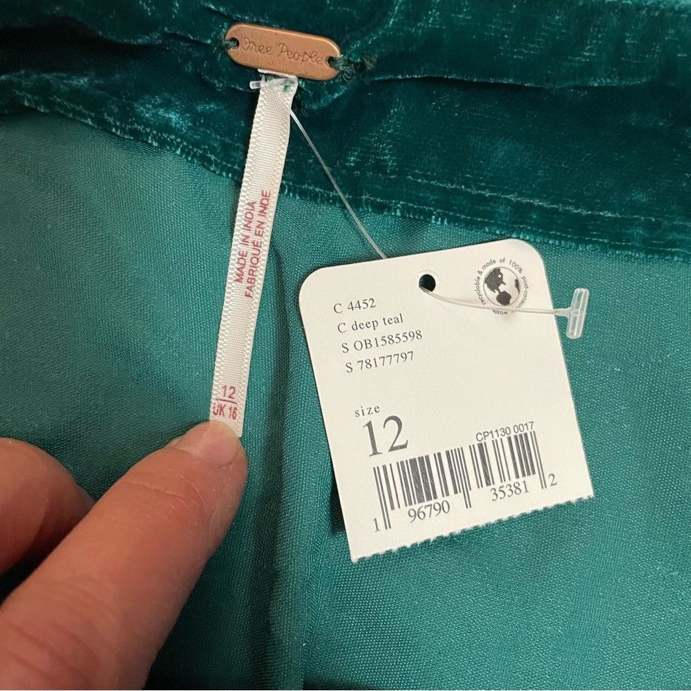 Free People NWT New Free People Annalise Deep Teal Green Velvet Mini Sk Size 34" / US 12 / IT 48 - 8 Thumbnail