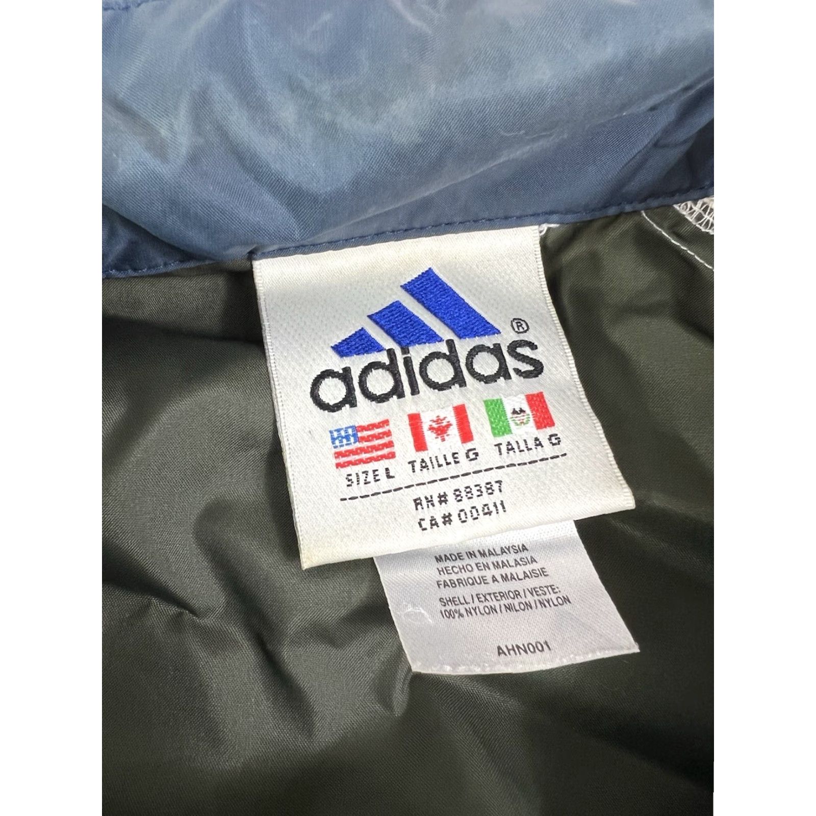 Adidas VINTAGE adidas Windbreaker Jacket Full Zip Lightweight Blue Large Mens Size US L / EU 52-54 / 3 - 4 Thumbnail