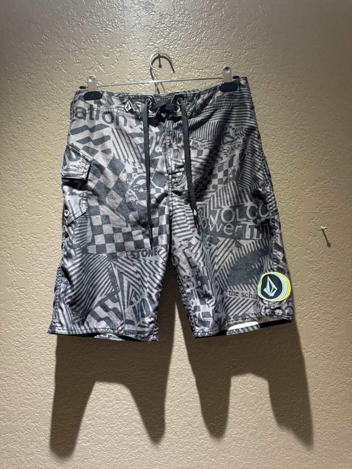 Volcom Vintage Volcom Surf Board Swim Shorts Dark Grey Black Y2k Size US 30 / EU 46 - 1 Thumbnail