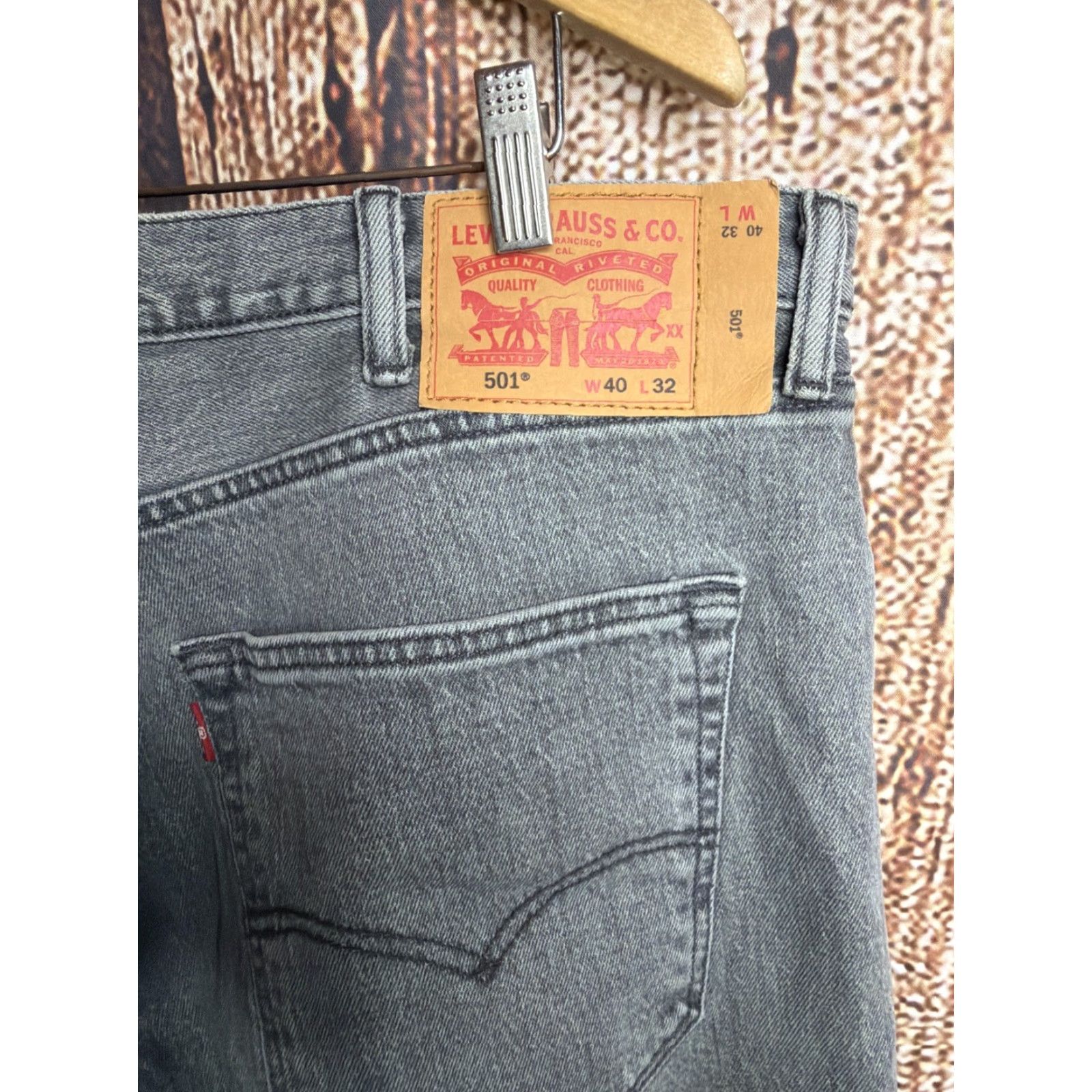 Levi's Levi's 501 Jeans Mens 40x32 Straight Button Fly 5-Pocket Denim Gray Size US 40 / EU 56 - 2 Thumbnail