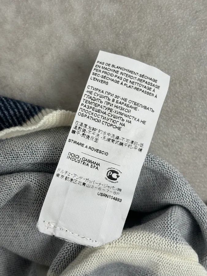Dolce & Gabbana SS2010 Dolce & Gabbana Blue Denim Trompe-loeil V Neck Sweater Size US S / EU 44-46 / 1 - 12 Thumbnail
