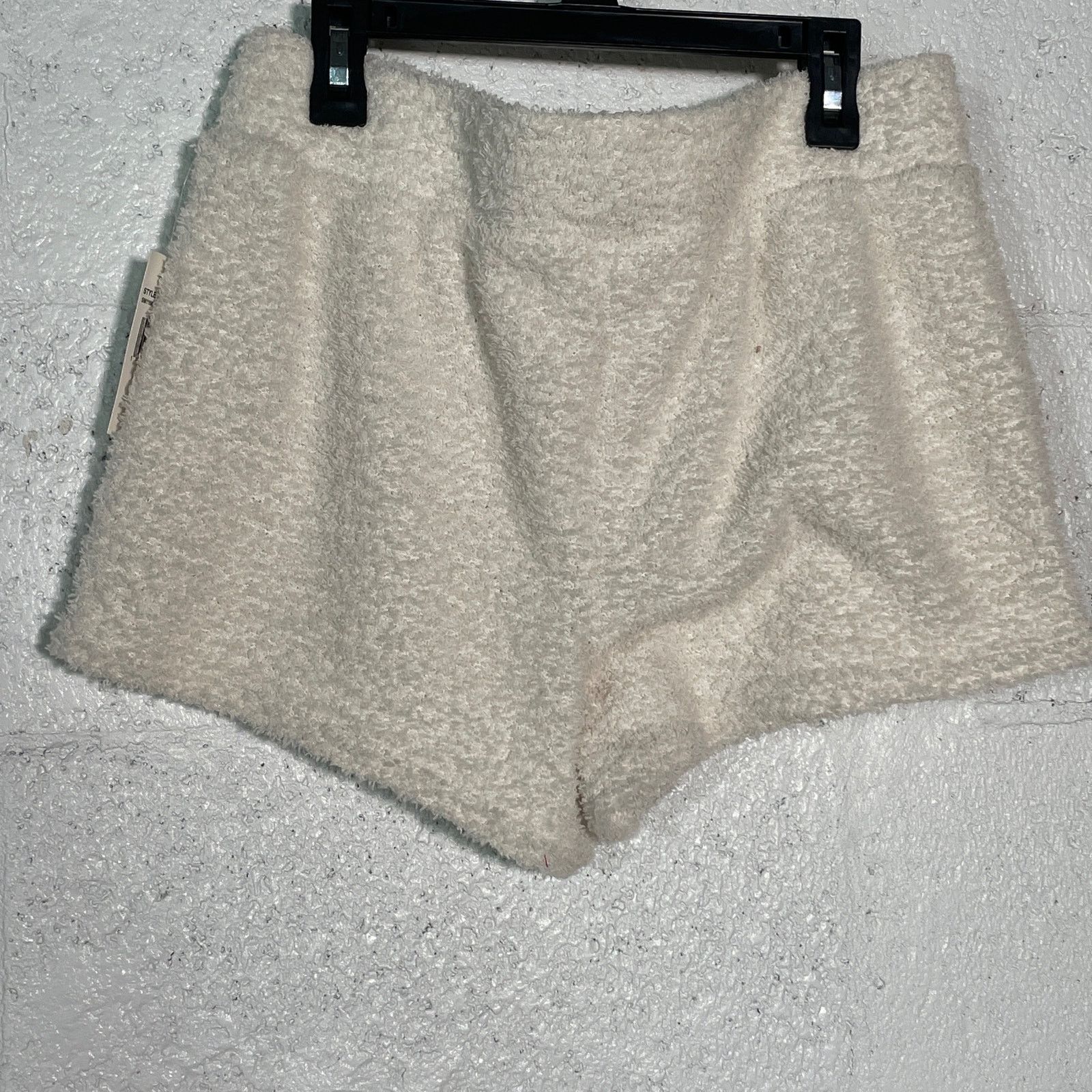 Steve Madden Steve Madden Women's Pull-On Chenille Sleep Shorts Ivory XL Size 34" / US 12 / IT 48 - 3 Thumbnail