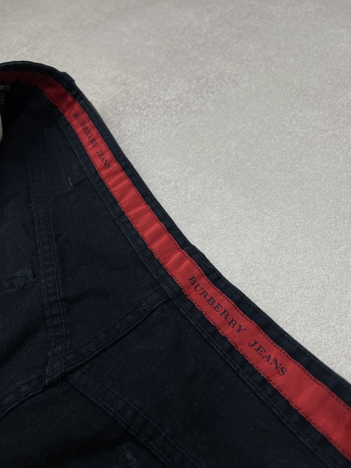 Burberry Vintage Burberry Jeans Garlow Pants Navy Size US 38 / EU 54 - 12 Thumbnail