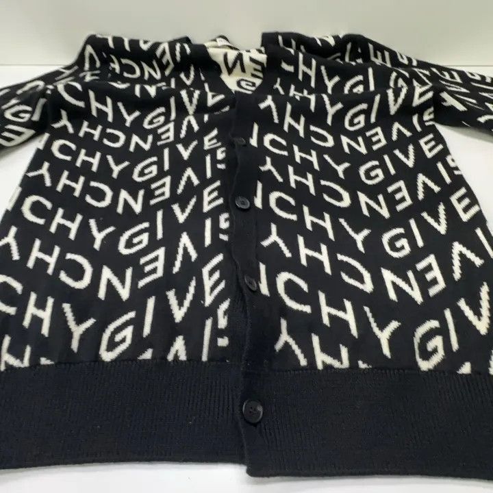 Givenchy Givenchy Givenchy SS21 Logo Print Wool Cardigan -2507 Size US XL / EU 56 / 4 - 8 Thumbnail