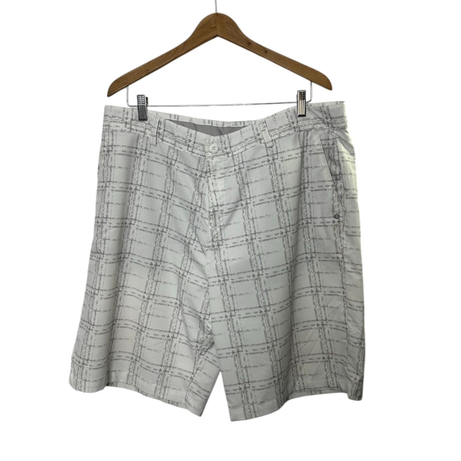 Under Armour Under Armour Performance White Plaid Golf 10" Shorts Mens 40 Size US 40 / EU 56 - 1 Thumbnail