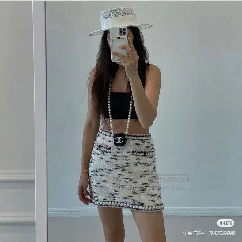 Chanel Chanel 21A Castle Series Cow Spotted Cashmere Knitted Skir Size 24" / US 00 / IT 34 - 8 Thumbnail