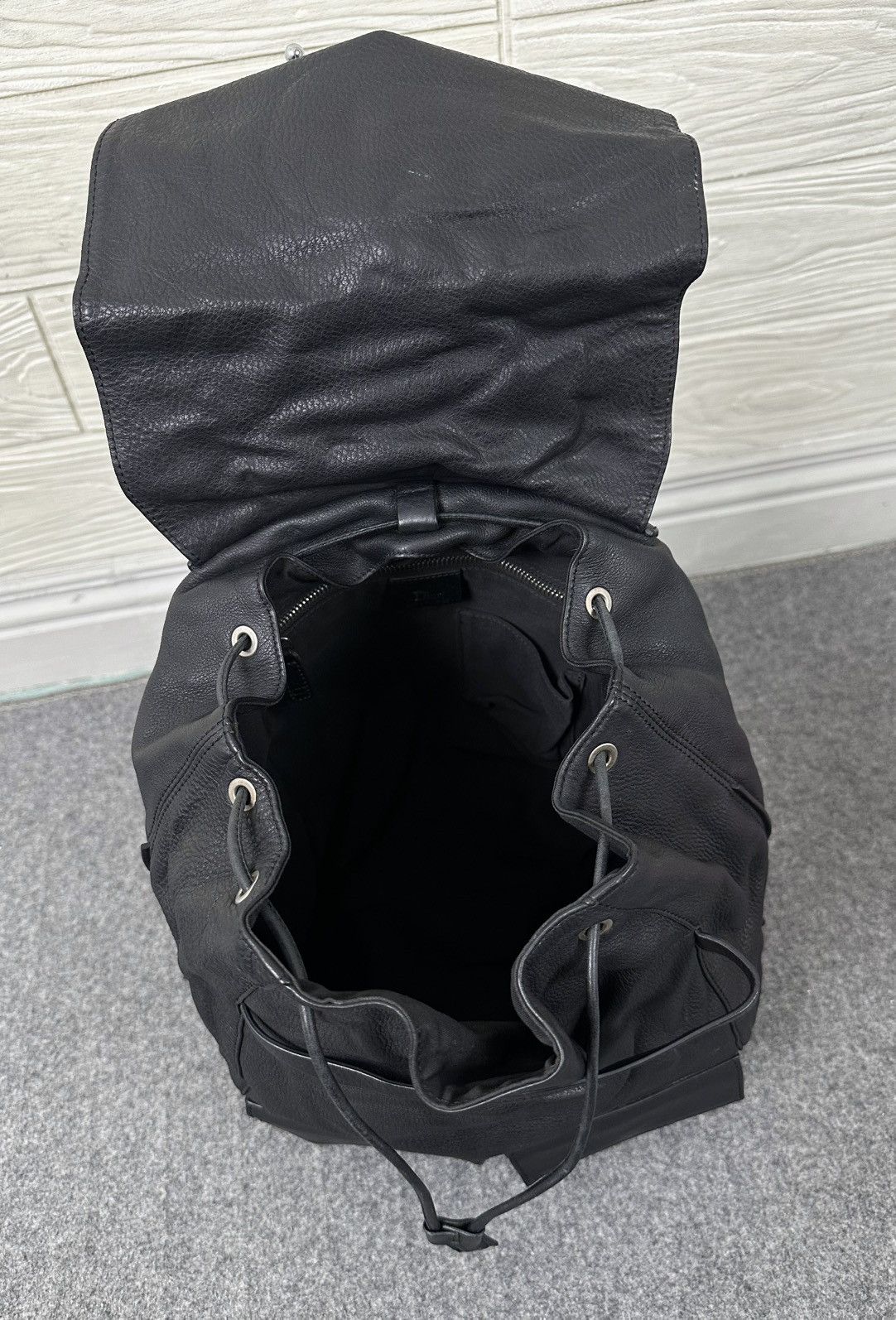 Dior × Kris Van Assche Dior Homme - Kris Van Assche - Leather Drawstring Back Pack Size ONE SIZE - 8 Thumbnail