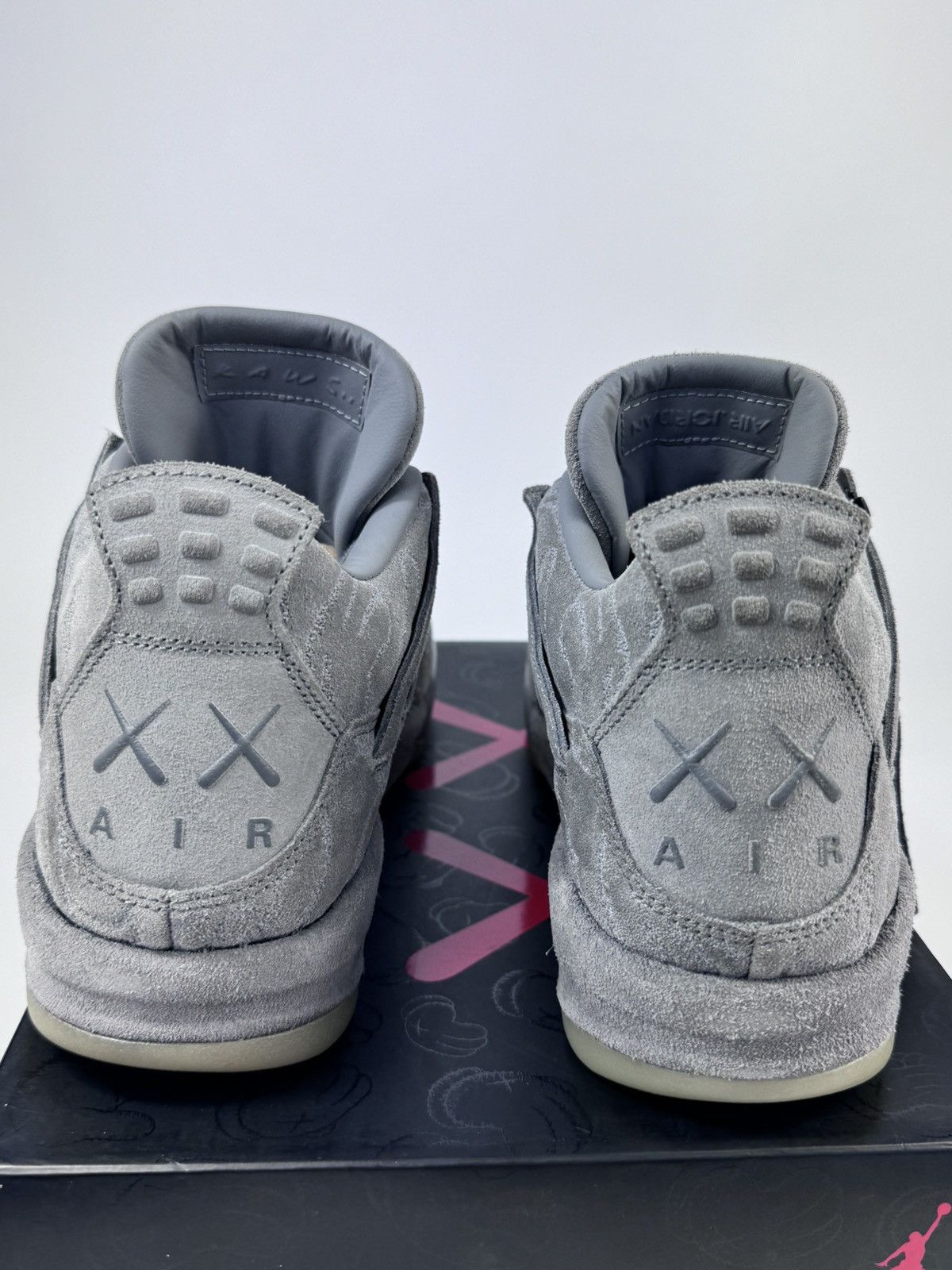 Jordan Brand × Kaws AIR JORDAN 4 RETRO X KAWS SNEAKERS Size US 9.5 / EU 42-43 - 3 Thumbnail