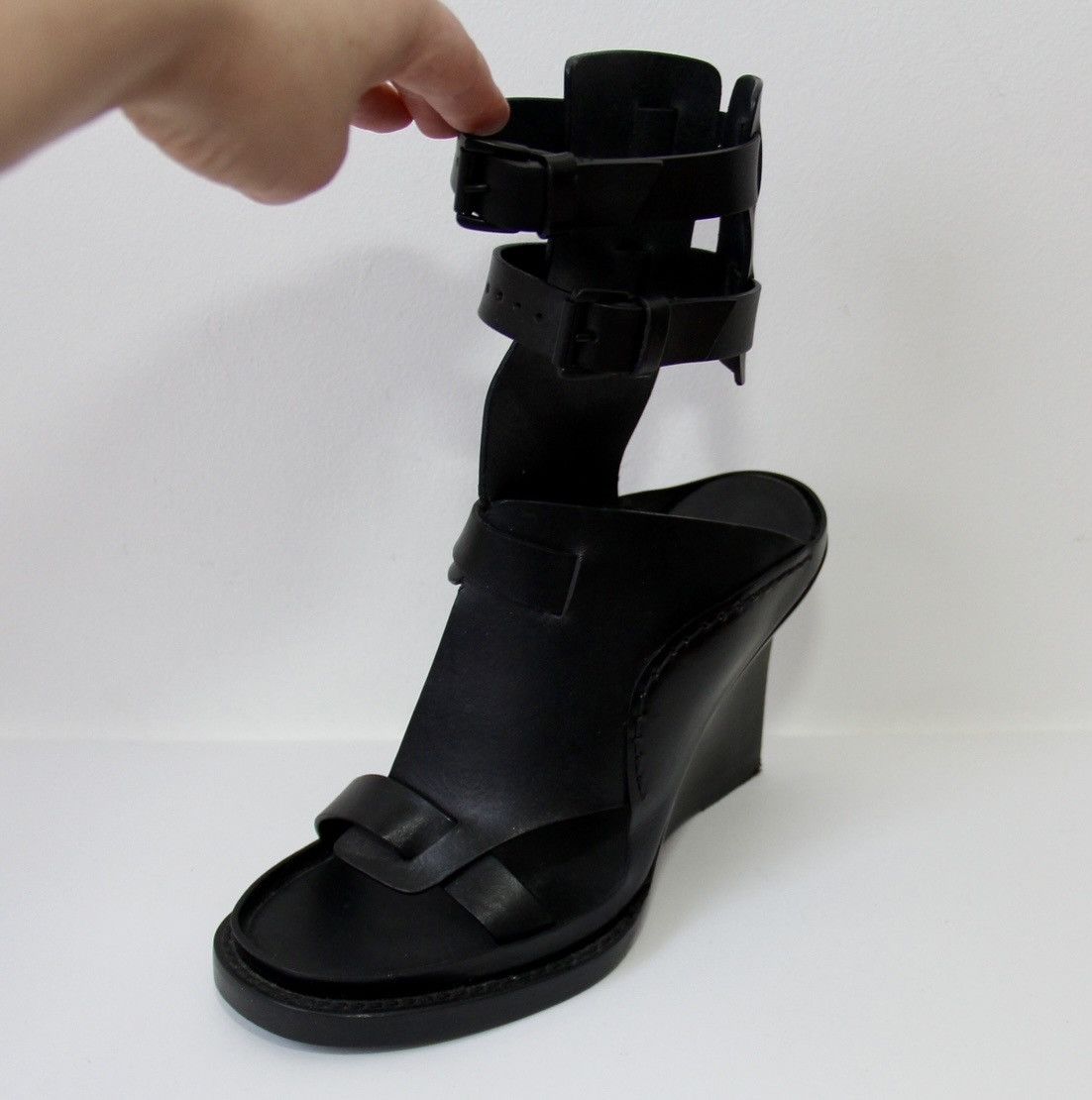 Ann Demeulemeester Black Grecian Buckle Heeled Sandals Size US 6.5 / IT 36.5 - 5 Thumbnail