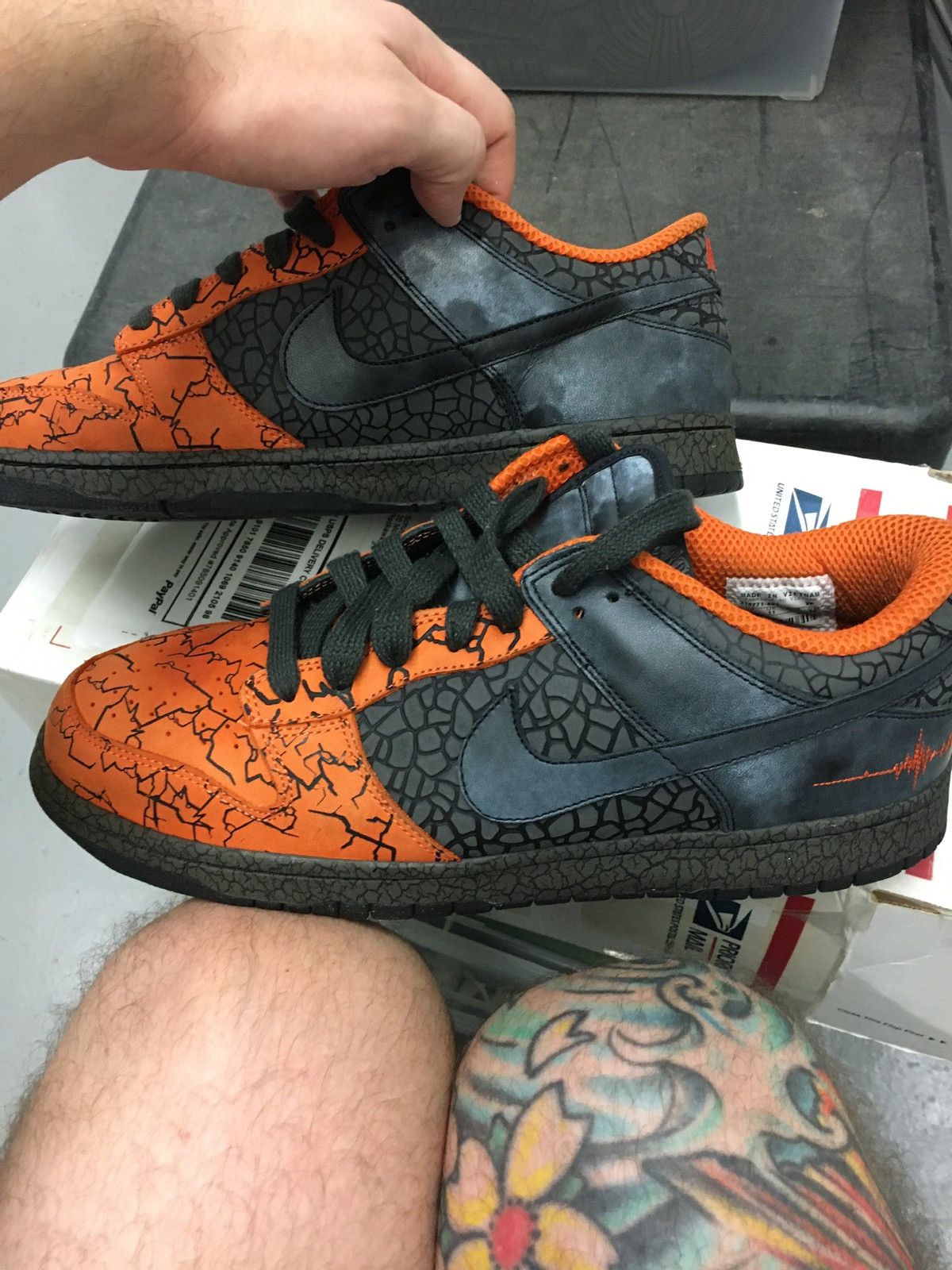 Huf × Nike Hufquake: Nike x Huf Dunk - 2006 Release Size US 12 / EU 45 - 1 Thumbnail