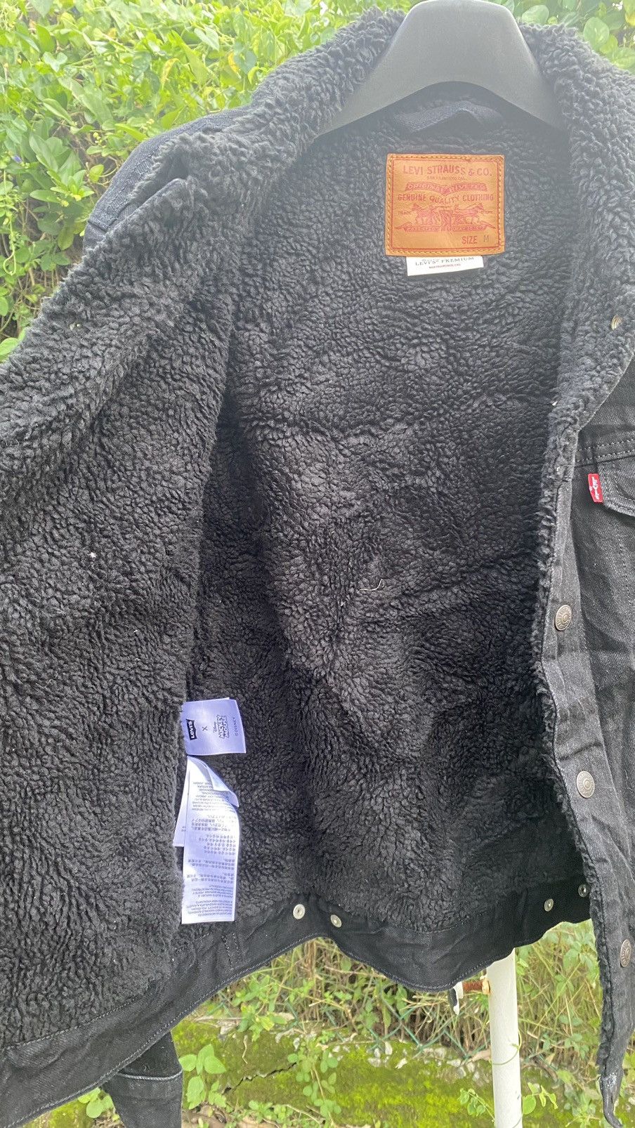Levi's Levi's x Disney Mickey Mouse Sherpa Trucker Denim Jacket Size US M / EU 48-50 / 2 - 12 Thumbnail