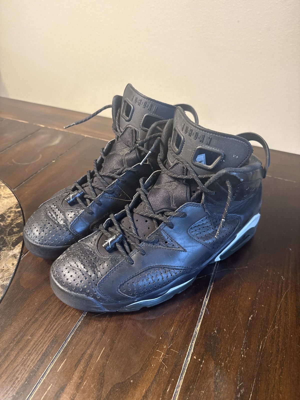 Jordan Brand JORDAN 6 BLACK CAT RETRO (2016) Size US 11 / EU 44 - 2 Thumbnail