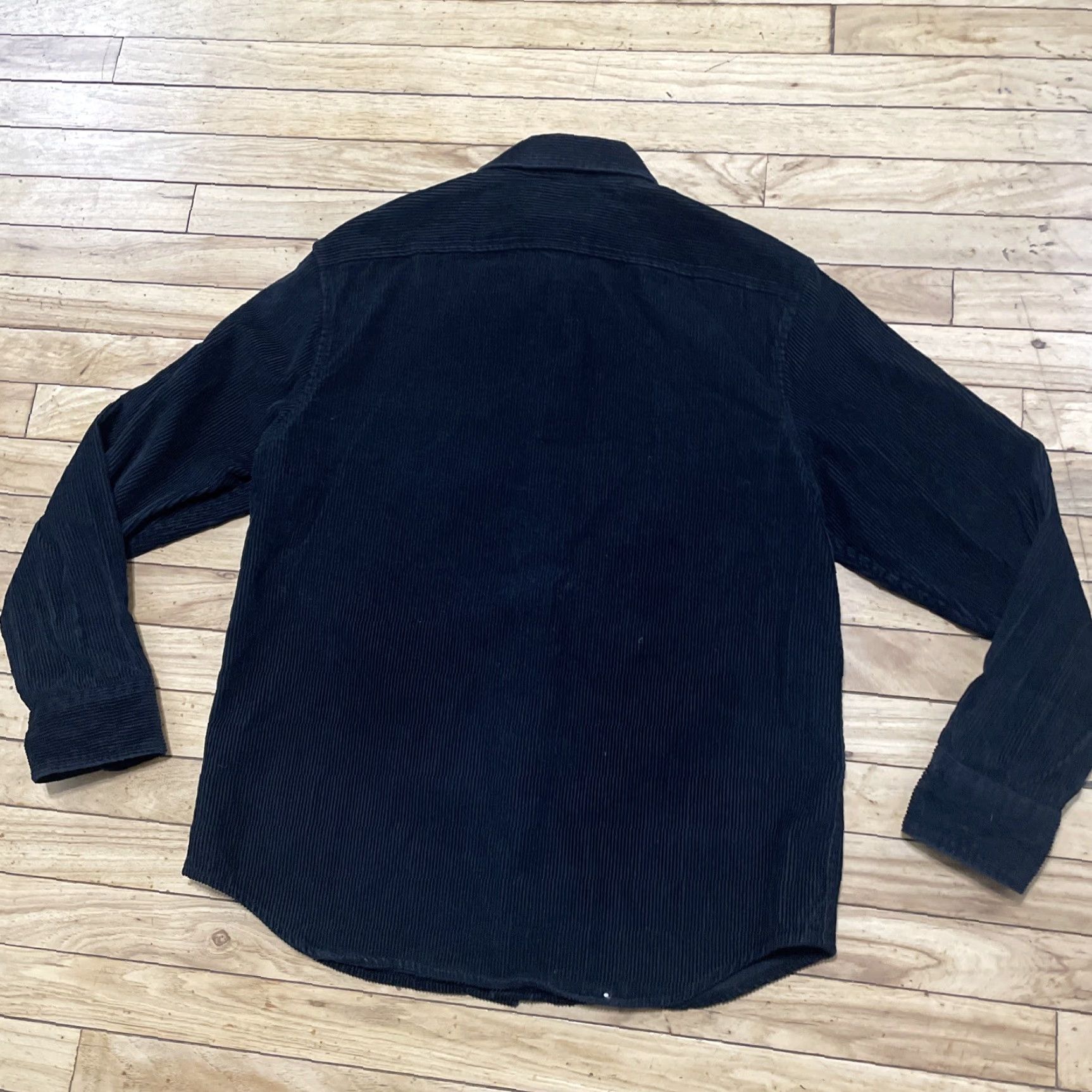 Banana Republic Banana Republic Shirt Black Corduroy M Men Standard Street Capsule Chest Patch Pockets Button-Up Collared Long Sleeve 100% Cotton Regular Fit Size US M / EU 48-50 / 2 - 2 Thumbnail
