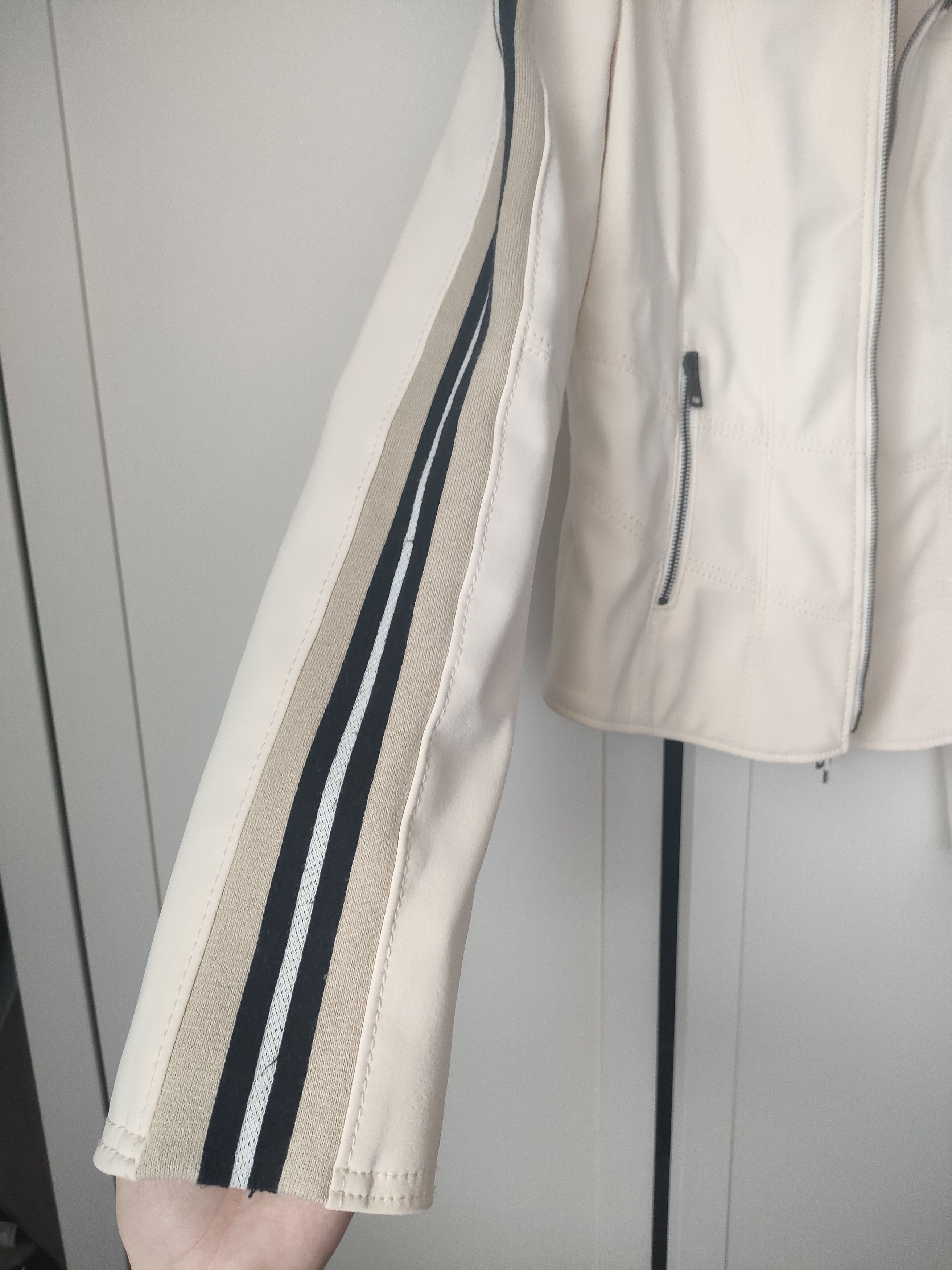 Other Marc Cain women's cream jacket blazers S International Size S / US 4 / IT 40 - 6 Thumbnail