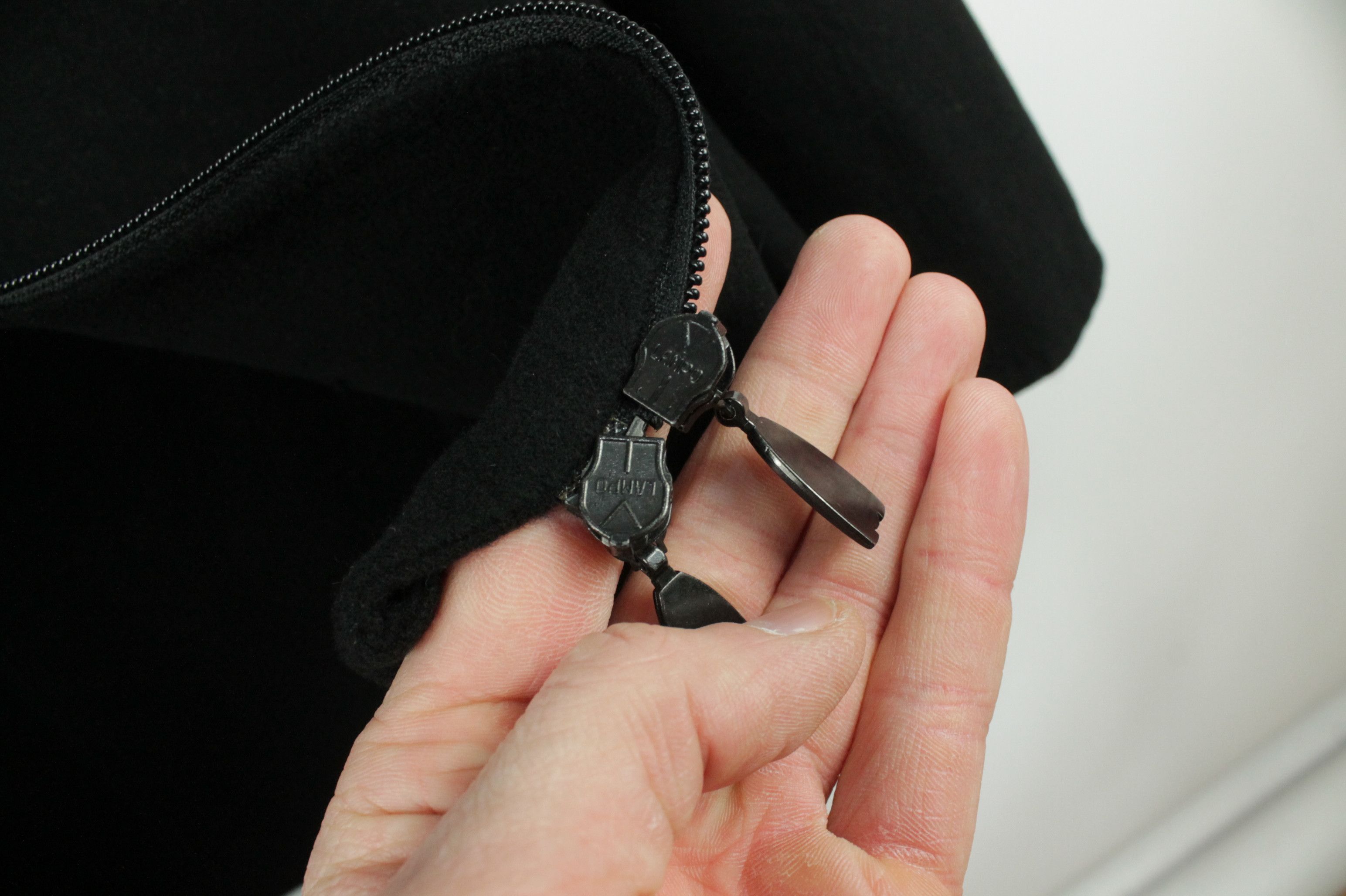 Max Mara Vintage Max Mara Black Wool Full Zip Jacket Size L / US 10 / IT 46 - 8 Thumbnail