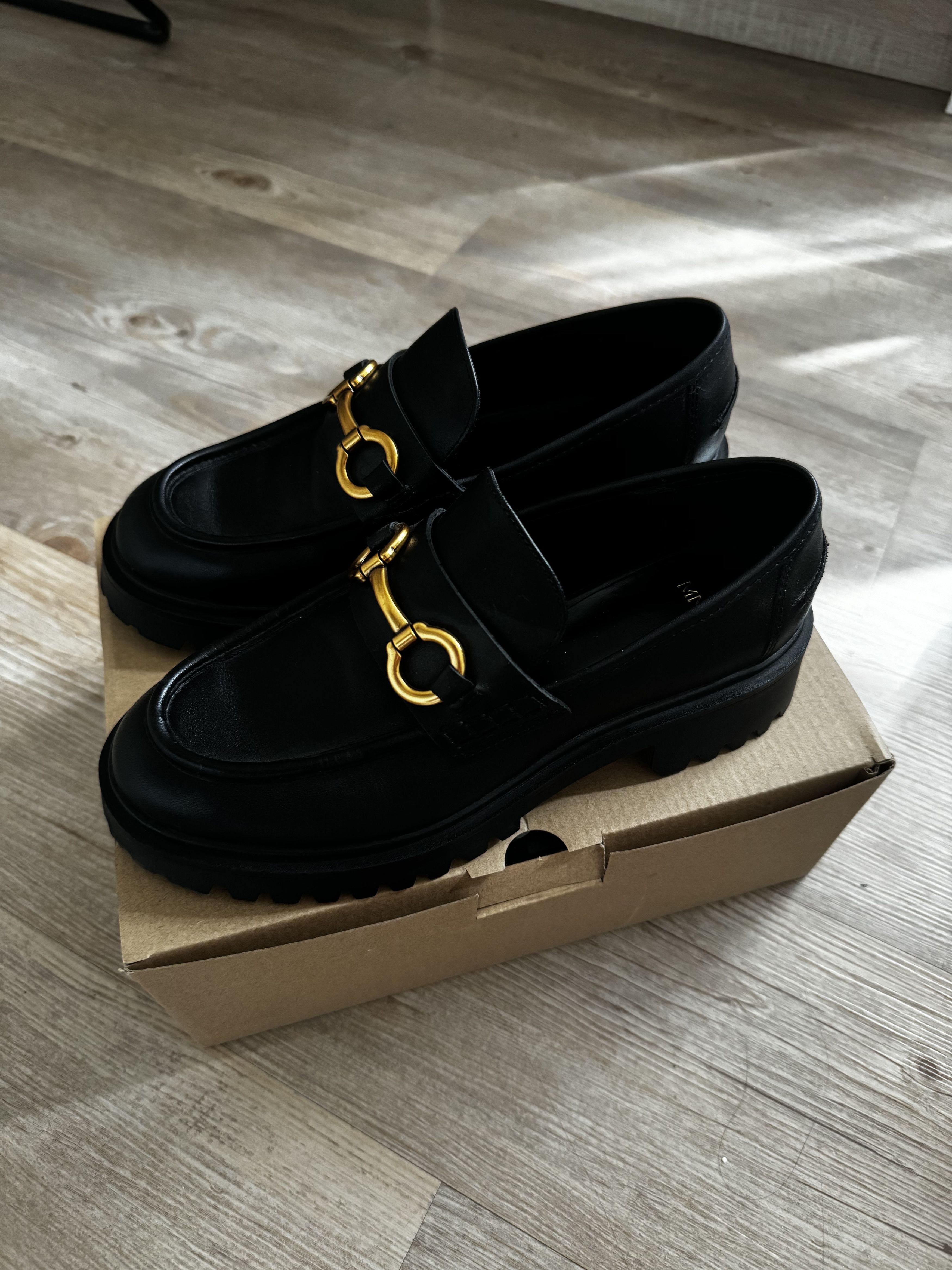 Mango Leather moccasin with track sole Size US 7 / IT 37 - 1 Thumbnail