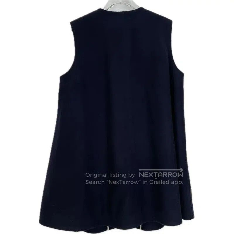 Fendi Fendi Black Wool Women's Jacket with Fur Details . Size M / US 6-8 / IT 42-44 - 2 Thumbnail