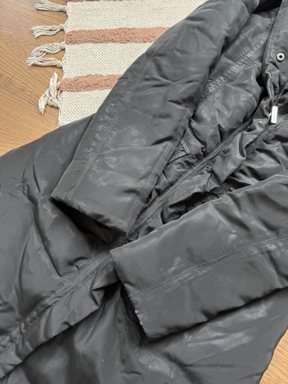 Versace × Vintage VINTAGE VERSACE SPORT 2000s MIDI DOWN PUFFER JACKET Size XS / US 0-2 / IT 36-38 - 10 Thumbnail