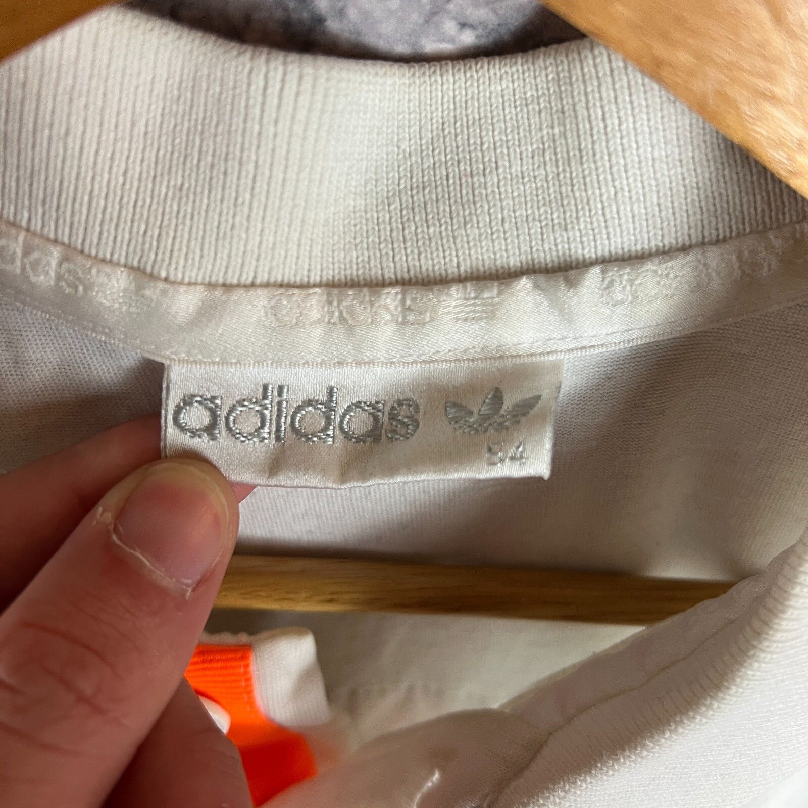 Adidas Adidas Vintage Polo Shirt Men's Size L White Short Sleeve ` Size US L / EU 52-54 / 3 - 4 Thumbnail