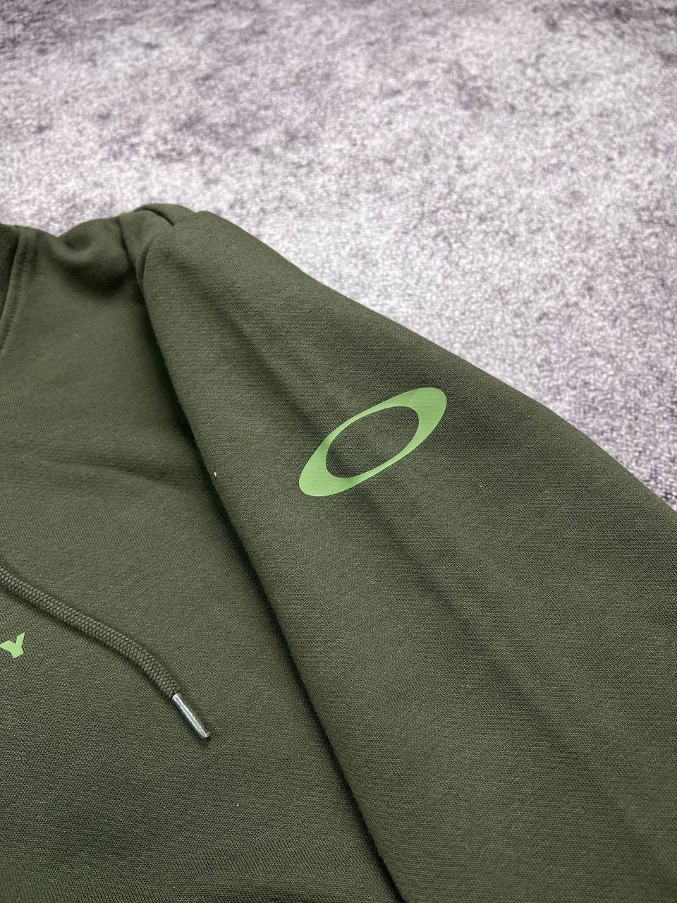 Oakley Oakley Hoodie Vintage Streetwear Sweatshirt Size US XL / EU 56 / 4 - 7 Thumbnail