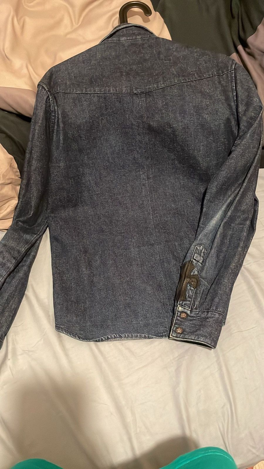 Chrome Hearts Chrome hearts leather cross patch silver button denim shirt Size US S / EU 44-46 / 1 - 5 Thumbnail