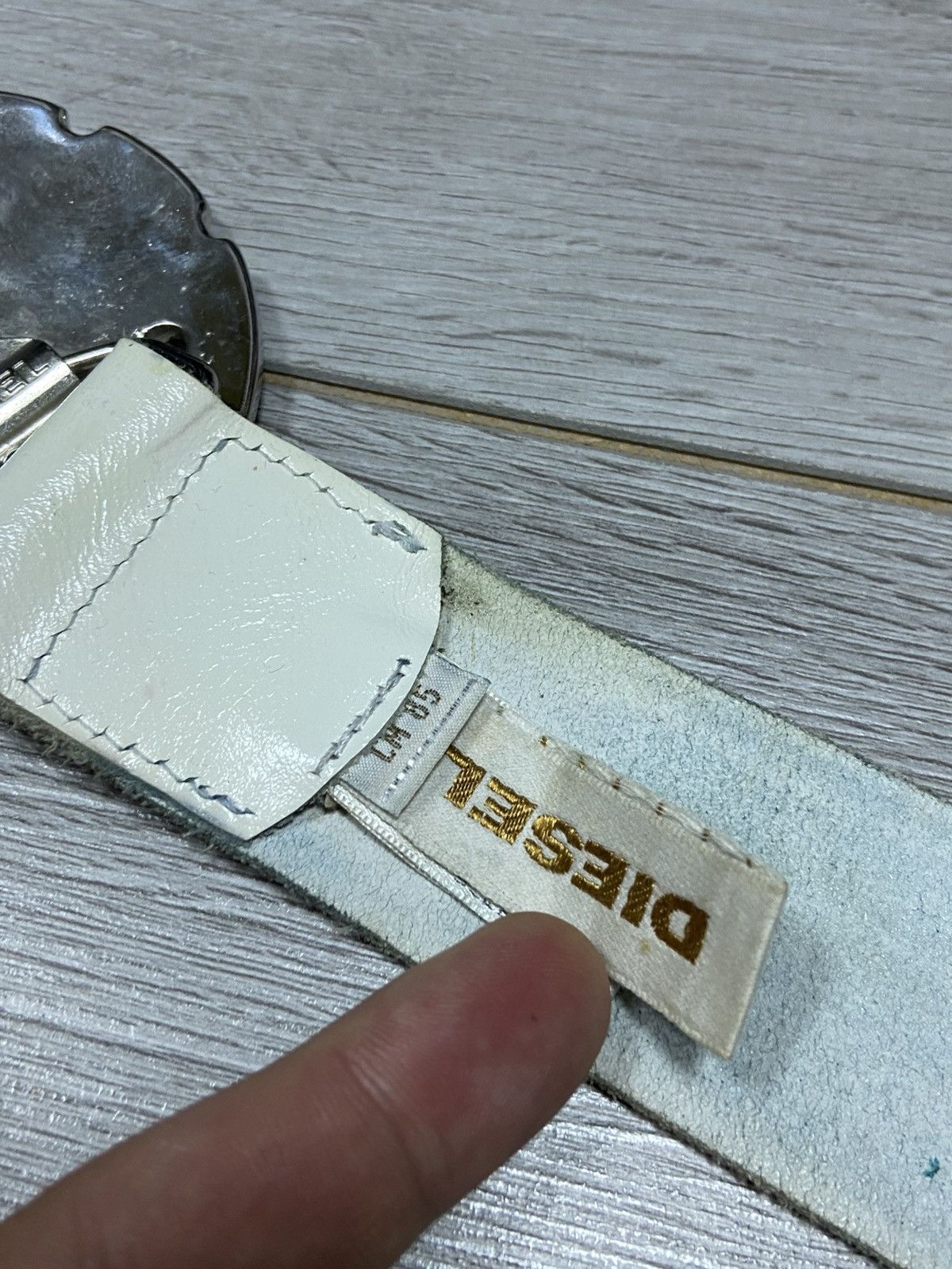 Diesel Diesel vintage big punk head buckle leather belt Italy Size ONE SIZE - 8 Thumbnail