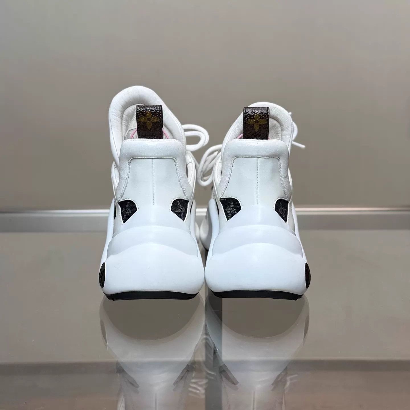 Louis Vuitton LV Archlight Black White Denim Monogram Allover Print 37.5 Size US 7 / IT 37 - 3 Thumbnail