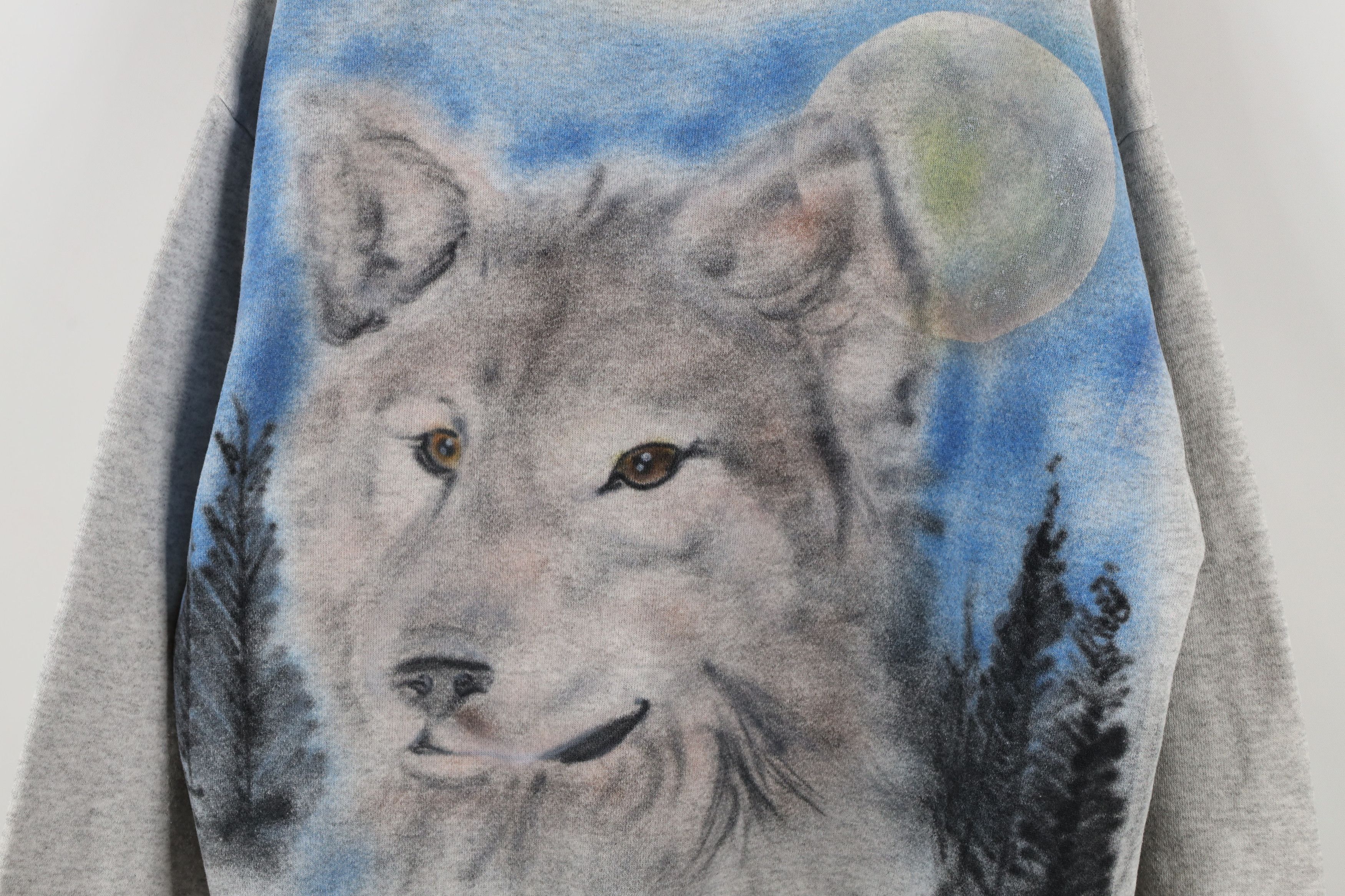 Vintage Vintage 90s Streetwear Brush Wolf Crewneck Sweatshirt Gray Size US L / EU 52-54 / 3 - 4 Thumbnail