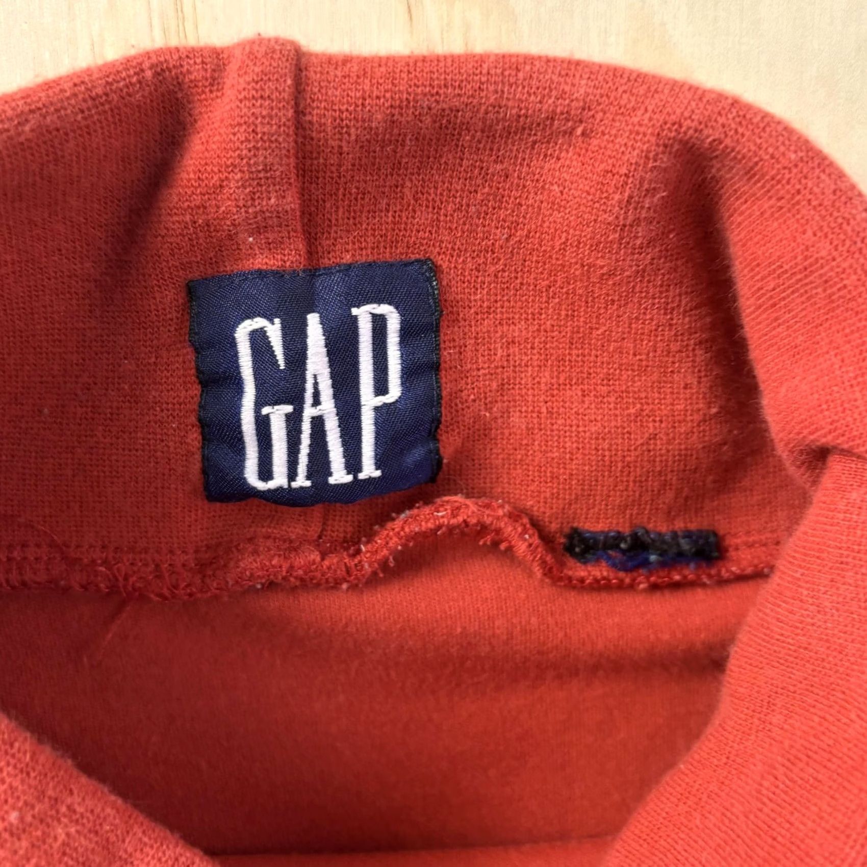 Gap VINTAGE Gap Shirt Mens Large Red Turtleneck Long Sleeve Solid Basic Casual Top Pullover Size US L / EU 52-54 / 3 - 2 Thumbnail
