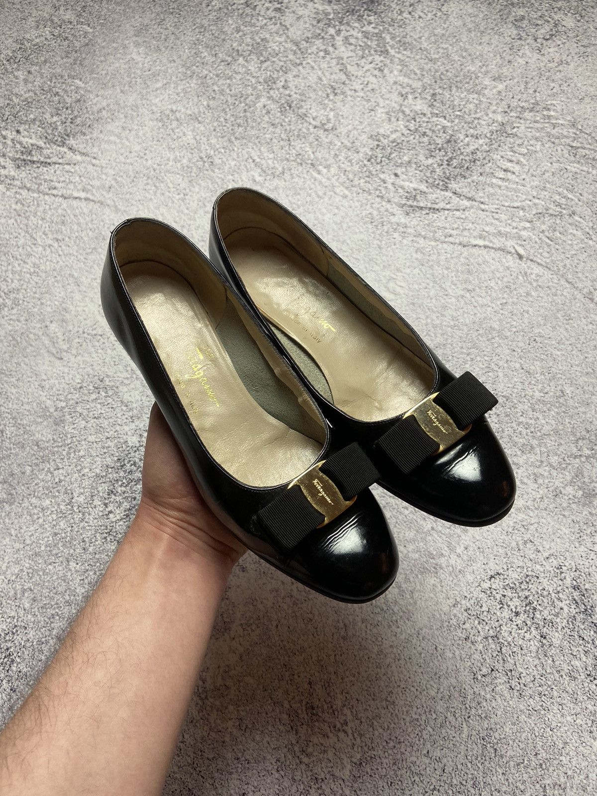 Designer × Salvatore Ferragamo Rare Selvatore Ferragamo Balet Shoes Designed Logo Sneakers Size US 7.5 / IT 37.5 - 2 Thumbnail