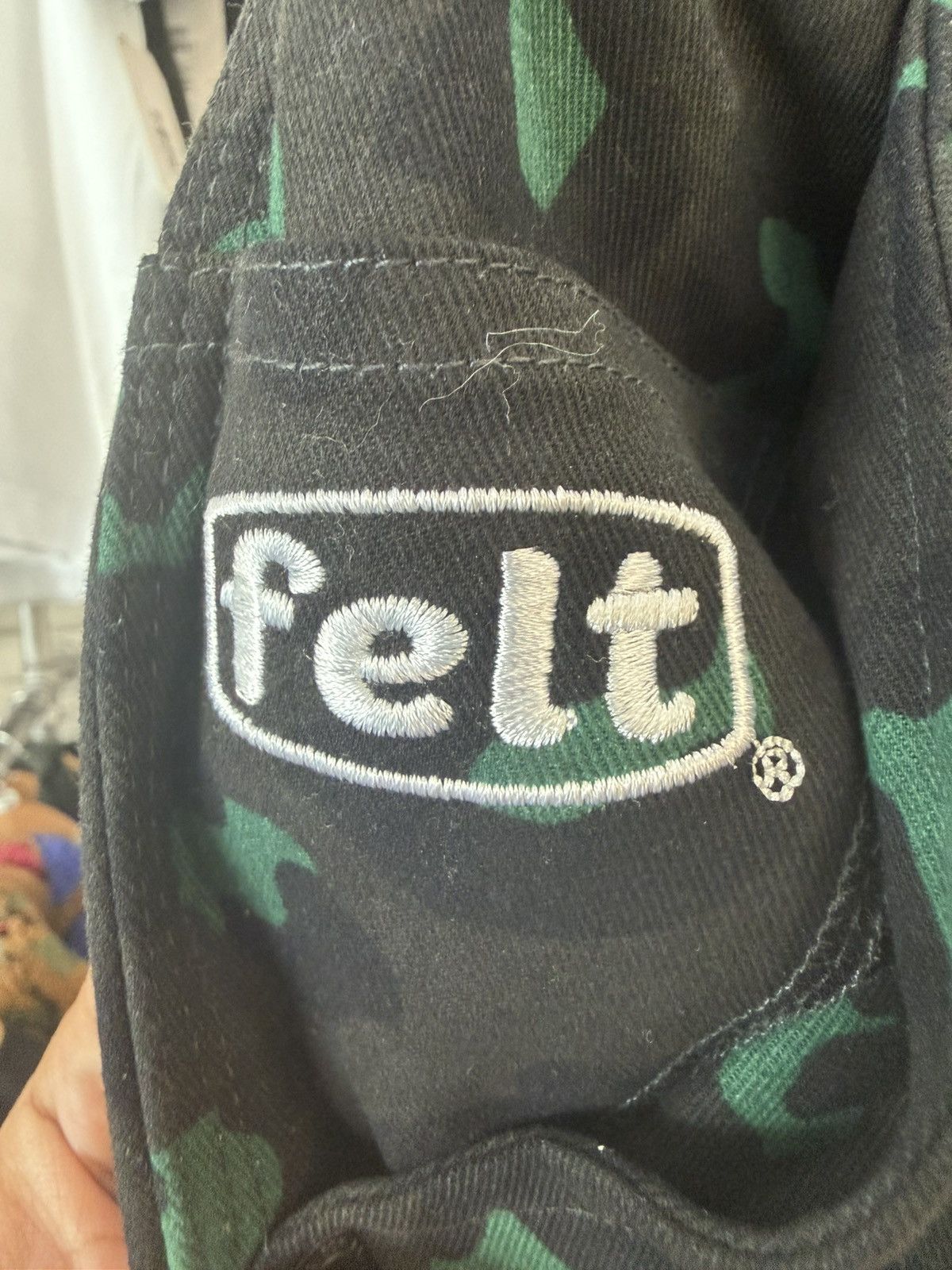 FELT FELT “Dark Leopard Garden” Pants Size US 34 / EU 50 - 3 Thumbnail