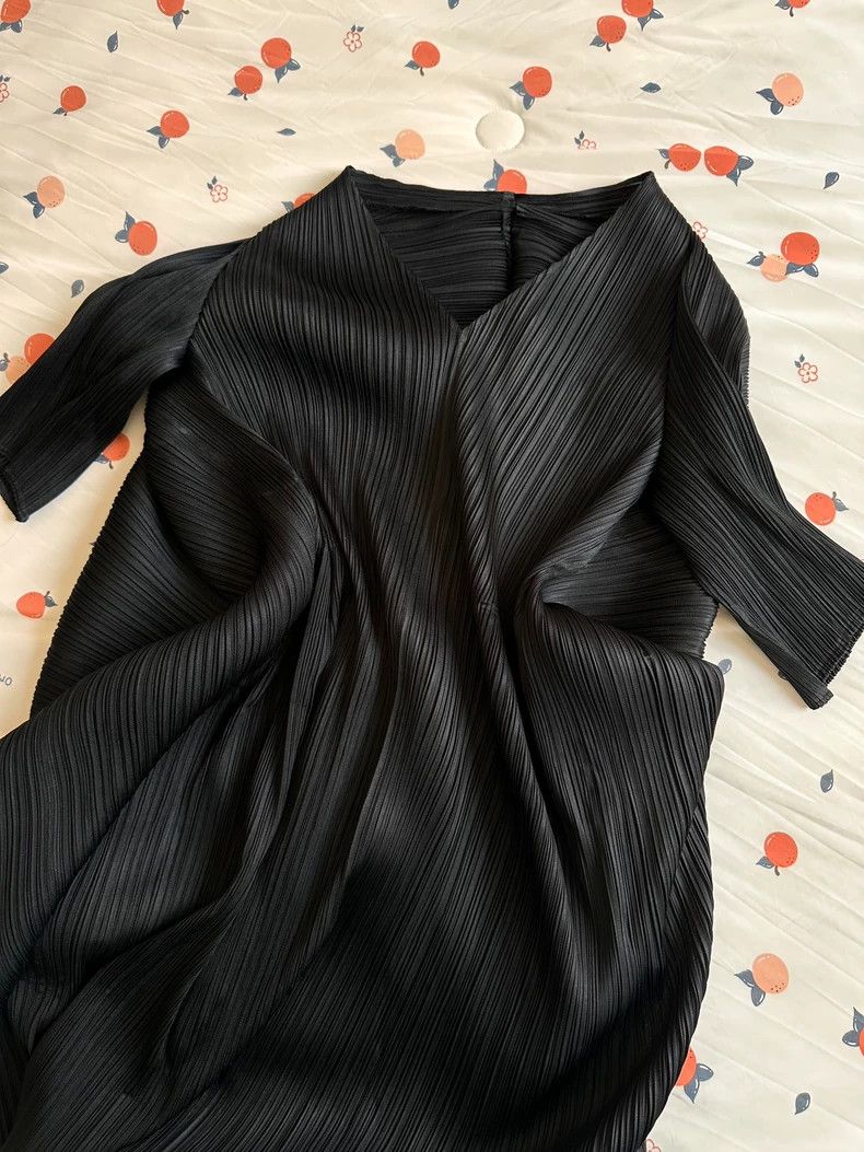 Issey Miyake Issey Miyake size:3 Black spring dress Size S / US 4 / IT 40 - 6 Thumbnail